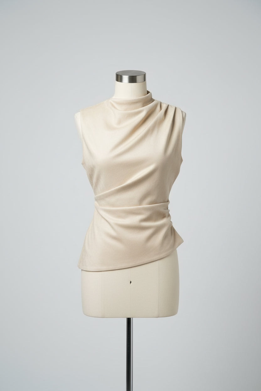 Blusa Beige de Piel Asimétrica.